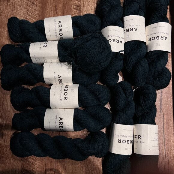 Brooklyn Tweed Arbor Wool in Dorado 12 Skeins Total - Picture 1 of 8